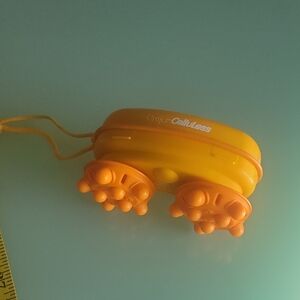 Yellow Celluless Massager